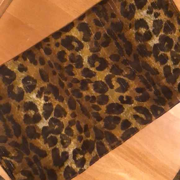 VINTAGE Cheeta Print Scarf Made in Italy Animal Print + Gold Stripe 62’x14.5” - Picture 7 of 16